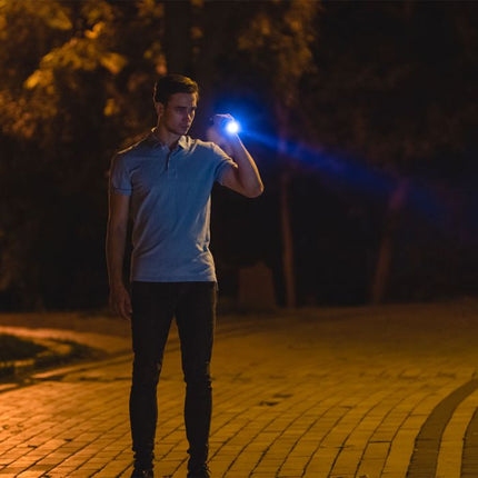 Lampe torche 10 W, 1 000 lm, boîtier en aluminium, 3,7 V, 2 000 mAh